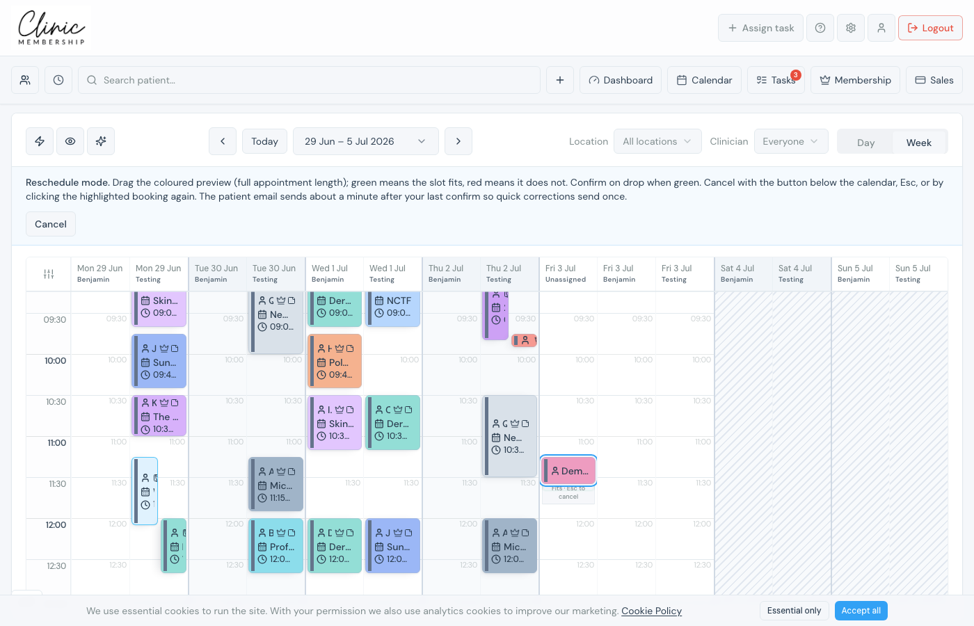 Calendar showing an appointment drag preview with green fit indicator